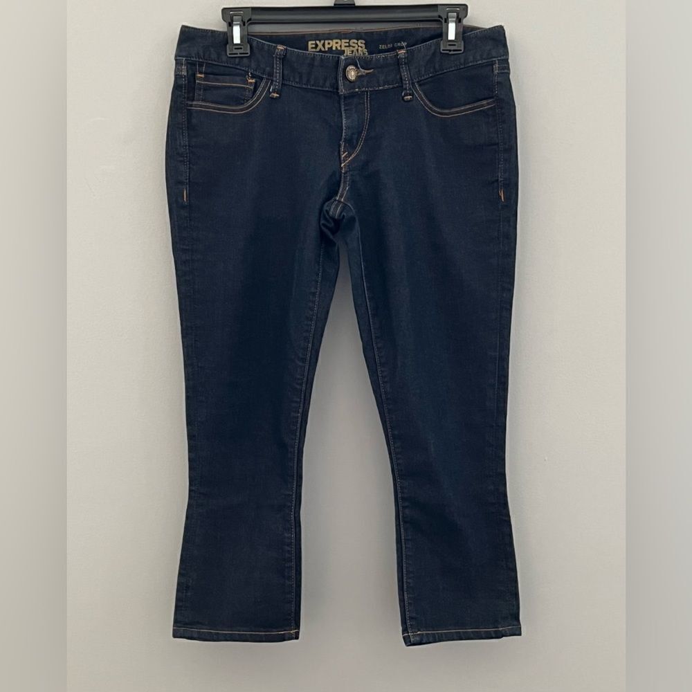 Express Womens Cropped Jeans, size 6
